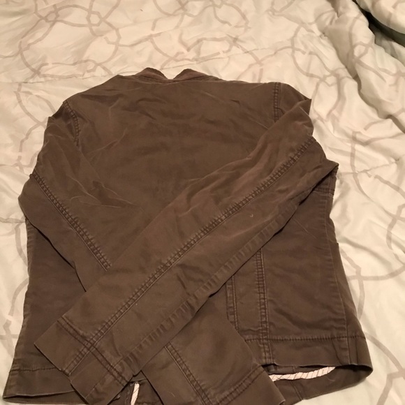 Jacket - Picture 3 of 3